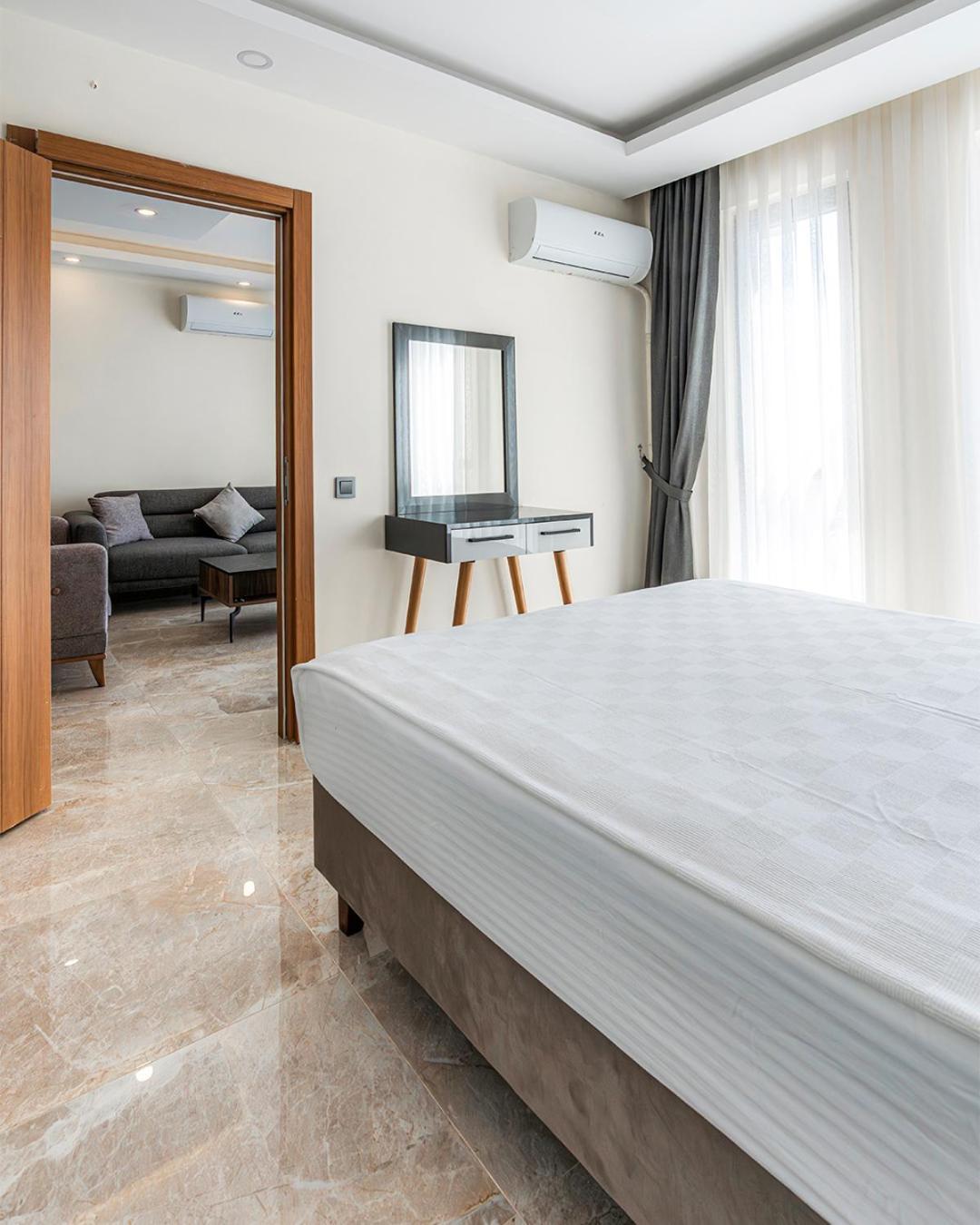 Laristone Suite Spa Hotel Aksu  Extérieur photo